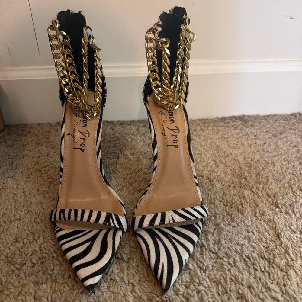 White and black zebra print